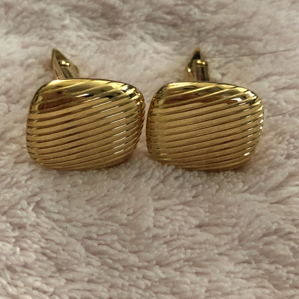 Goldtone Square Cuff Links